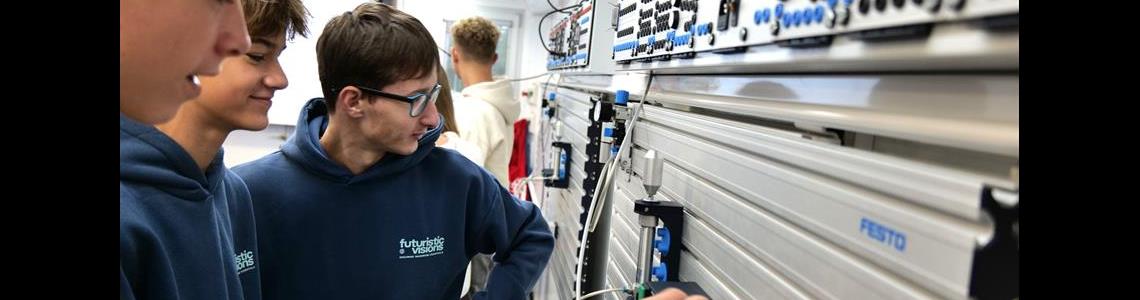 TECHNOLOGY TRUCK | PROJEKTOVÝ DEN PRO DEVÁŤÁKY 